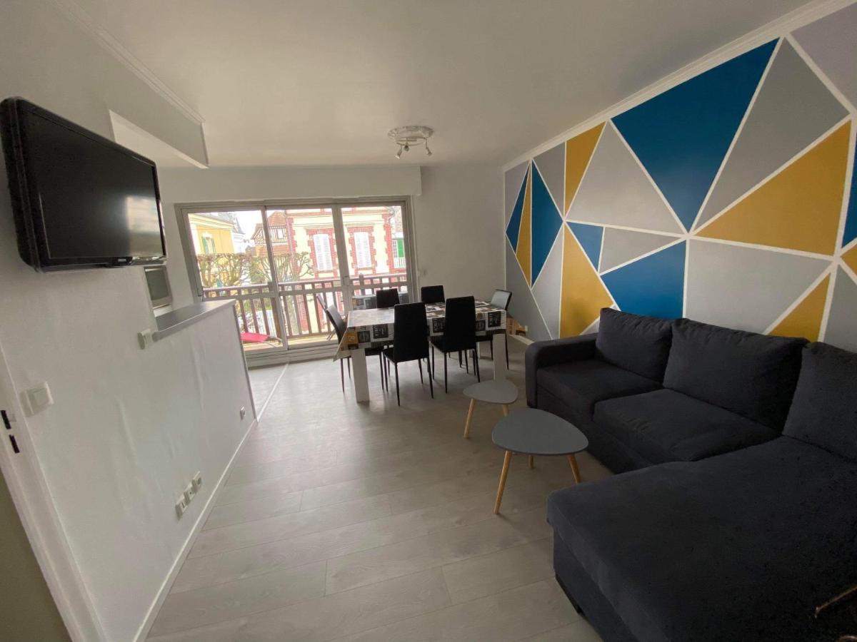 Cabourg Centre, Appartement Pour 4 Personnes A 100M De La Mer Εξωτερικό φωτογραφία