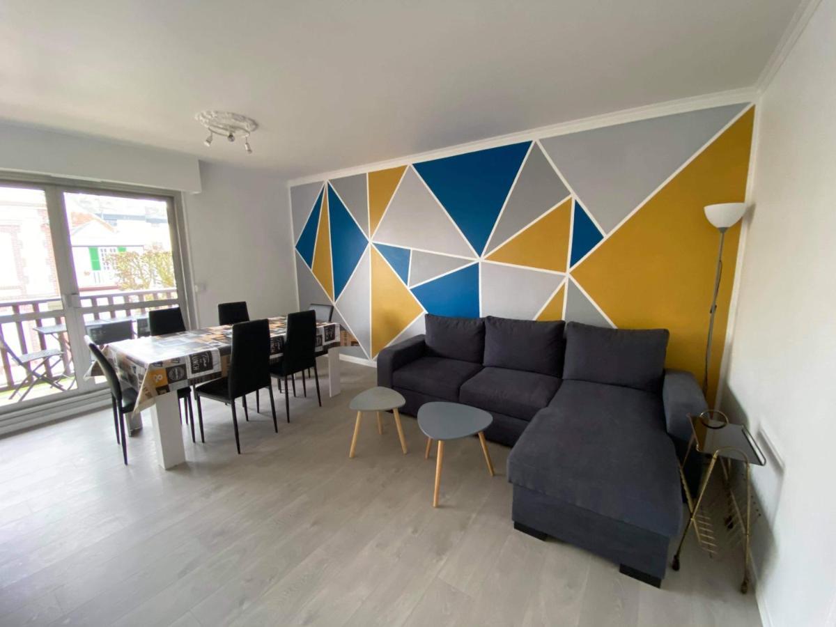 Cabourg Centre, Appartement Pour 4 Personnes A 100M De La Mer Εξωτερικό φωτογραφία